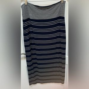 Max Studio Navy & White stripe Midi skirt Size Large